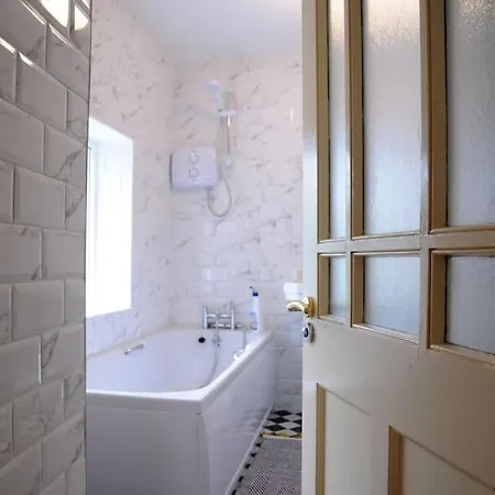 Comfy In A Beautiful Part Of Town Casa vacanze