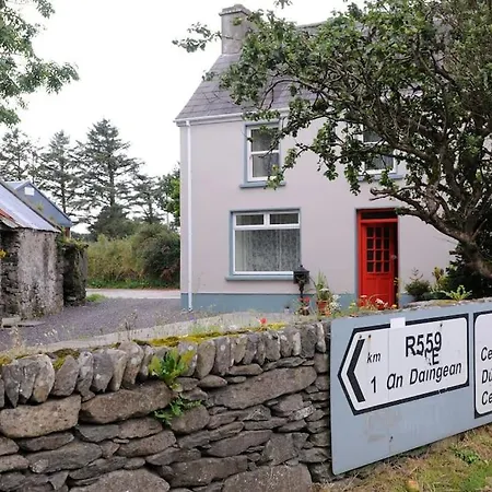 Comfy In A Beautiful Part Of Town * Dingle